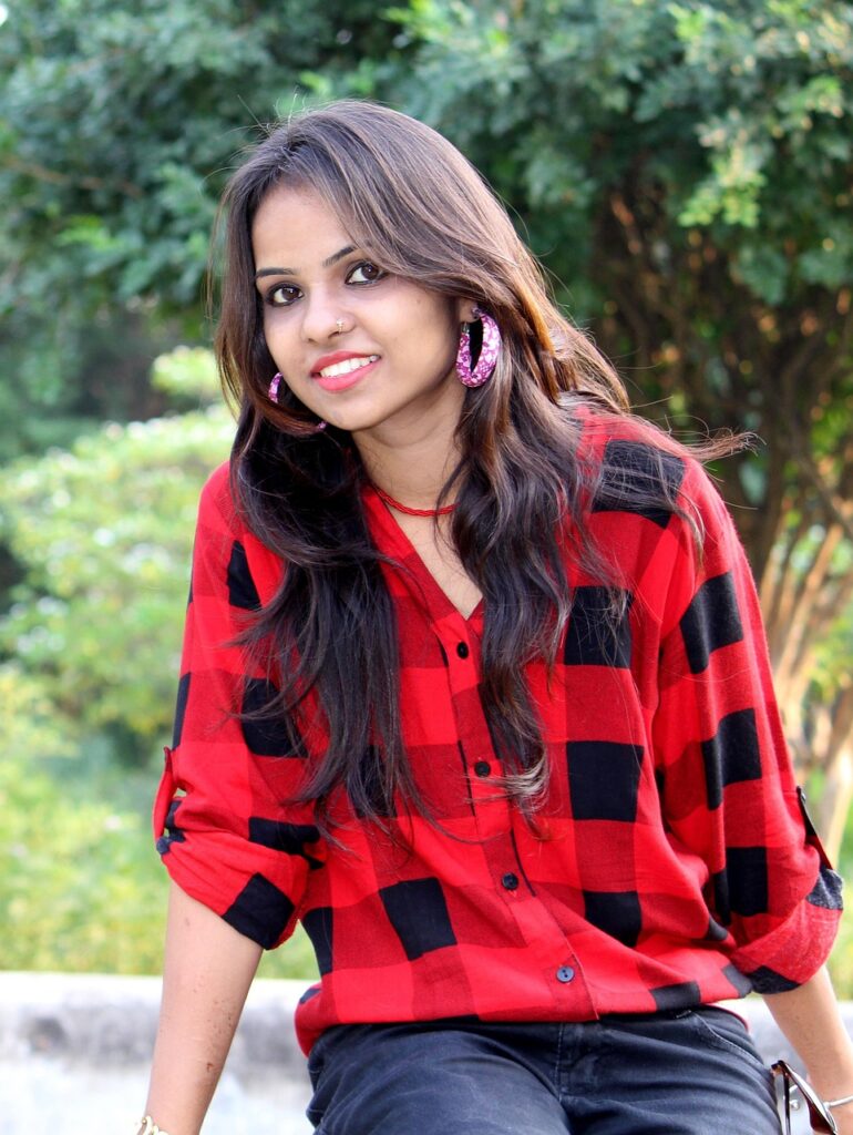 マッチングアプリで自撮りを活用する女の魅力とは？